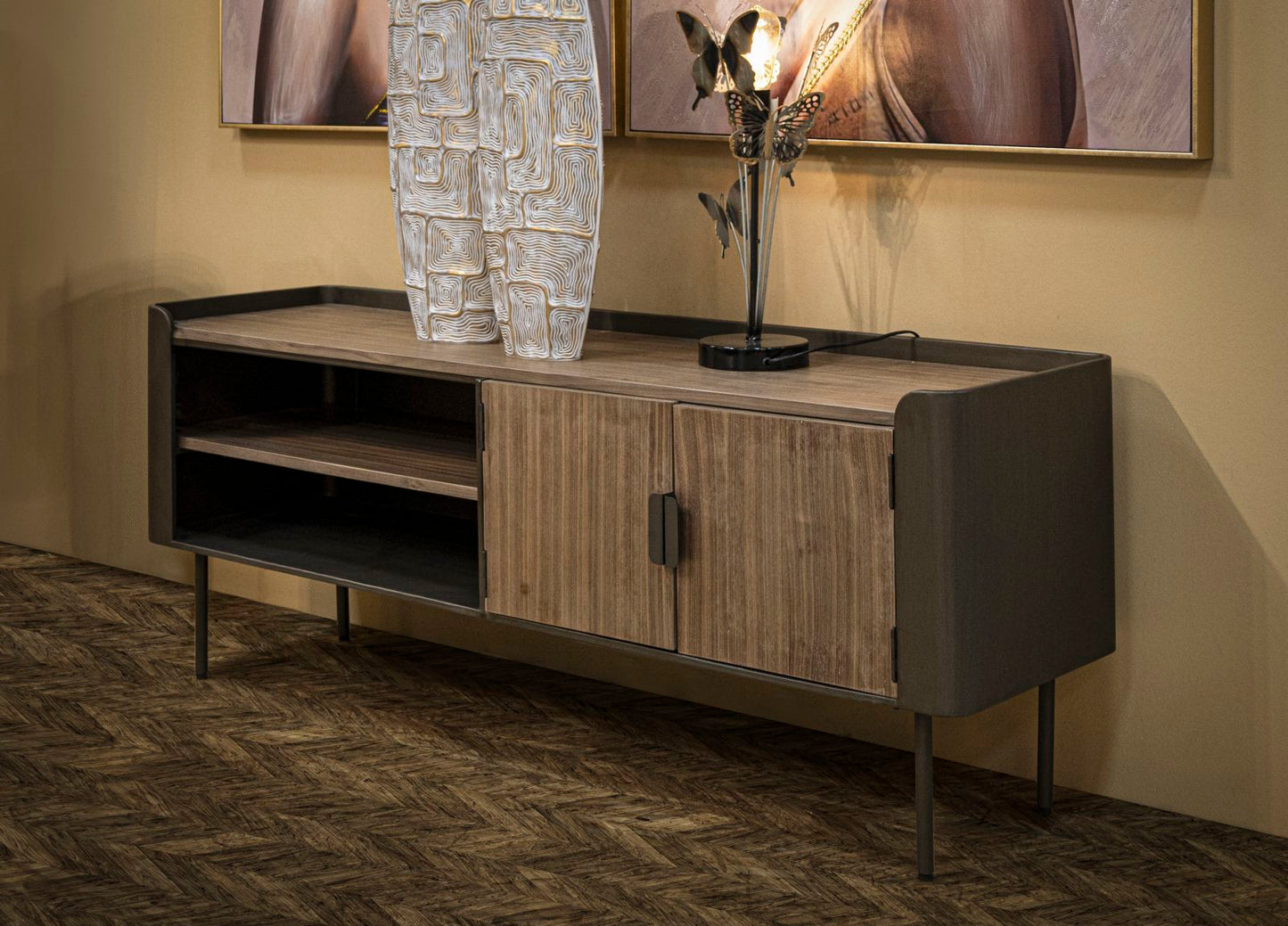 P/TV TORONTO CM 150X42X58