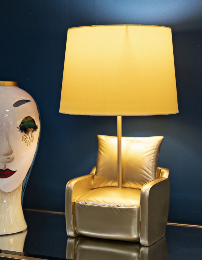 LAMPADA DA COMODINO MIDCENTURY GIALLA CM ? 26X46