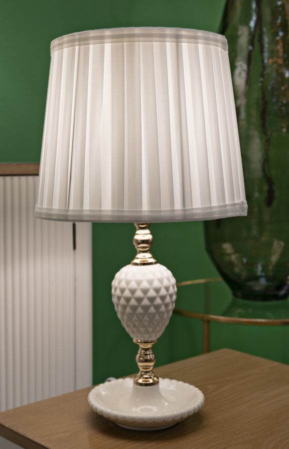 LAMPADA DA COMODINO TORRE ANNUNZIATA CM ? 25X44