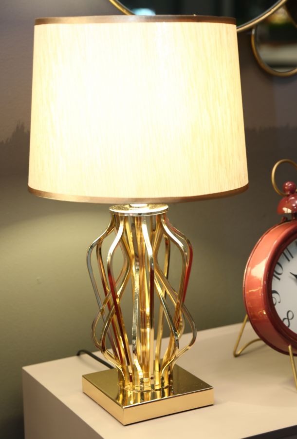 LAMPADA DA TAVOLO GLAM X CM ? 30X52