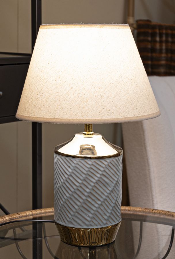 LAMPADA DA TAVOLO LE CAP CM ? 30X47