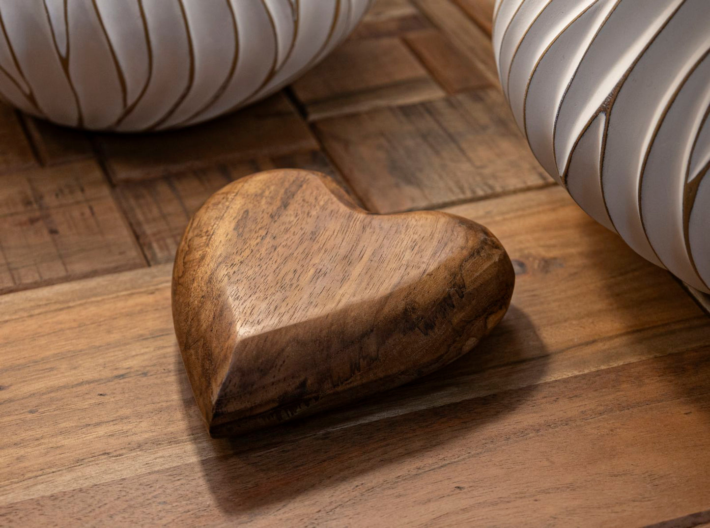 DECORAZIONE HAK EN TECK RIC. CM16X14X4,5 (PEZZI UNICI - NON RIP. EN S¨¦RIE)