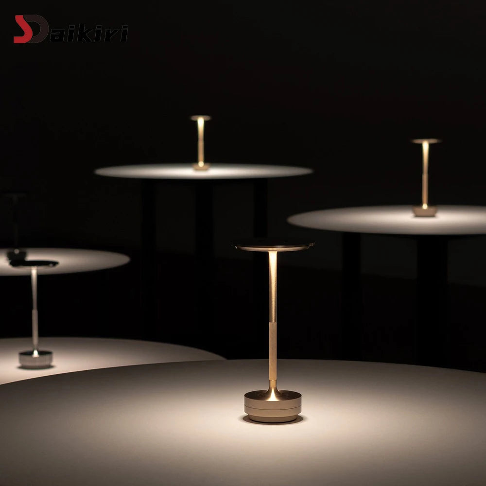 Lampe décorative Simple en alliage d'aluminium, veilleuse LED à intensité variable infinie, lampe de bureau tactile rétro Portable et Rechargeable