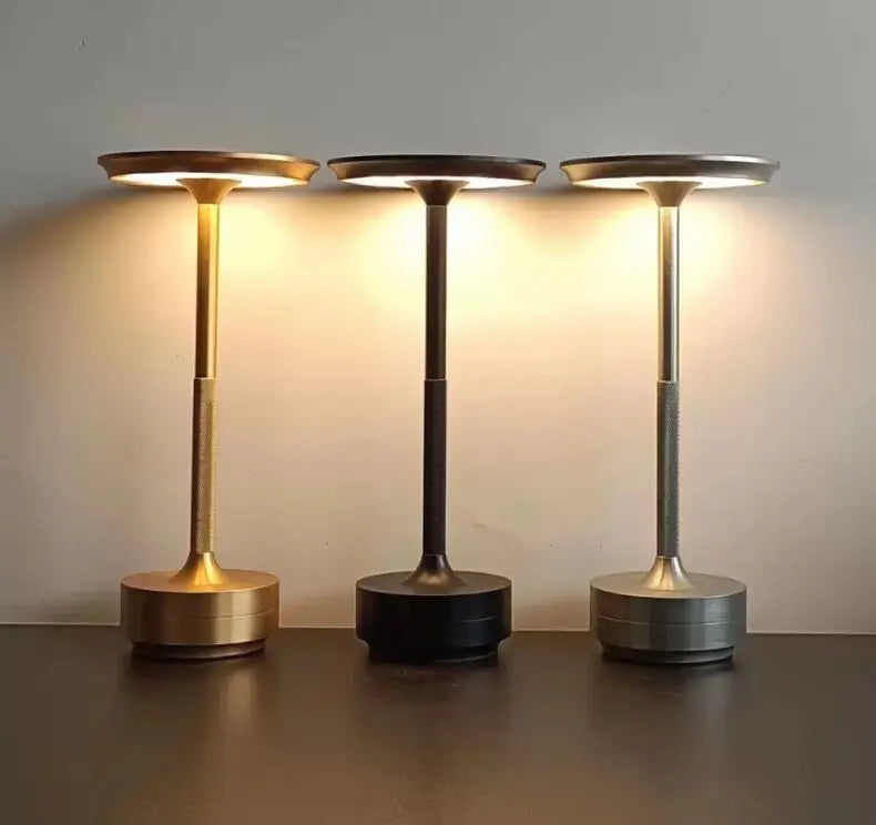 Lampe décorative Simple en alliage d'aluminium, veilleuse LED à intensité variable infinie, lampe de bureau tactile rétro Portable et Rechargeable